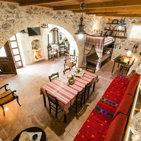 הוילה Alonai Irini΄S House מראה חיצוני תמונה