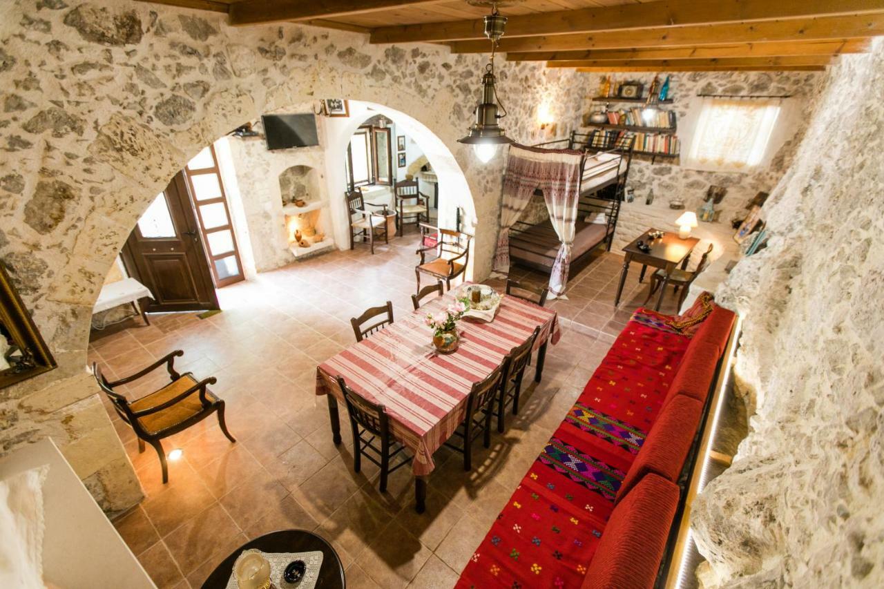 הוילה Alonai Irini΄S House מראה חיצוני תמונה